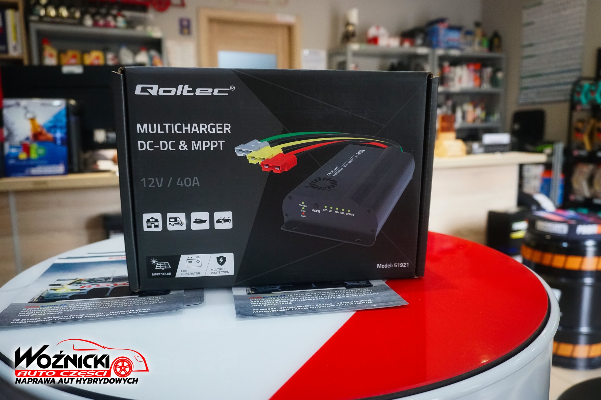 Nowość w Auto Woźnicki – ładowarka Qoltec DC-DC 12V MPPT do kamperów i łodzi